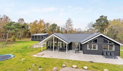 Six-Bedroom Holiday Home