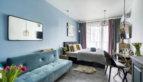 King Studio with Sofa Bed
