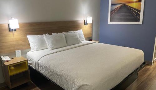 King Room - Non-Smoking