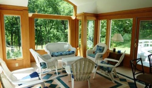 Four-Bedroom Holiday Home