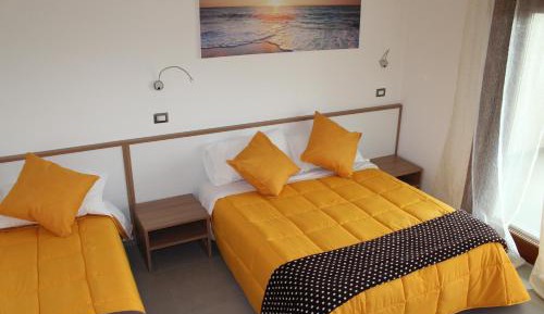 Triple Room with Balcony