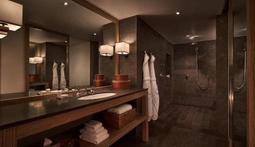 Junior Suite with City View