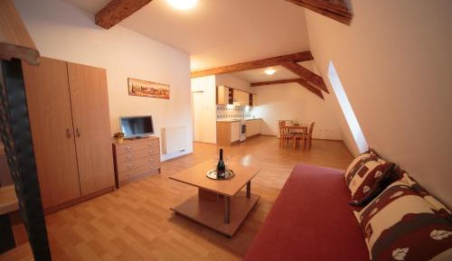 Duplex Apartment with Double Bed