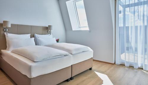 Studio with Balcony