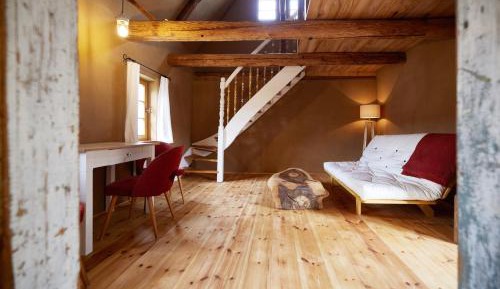 Apartment - Split Level