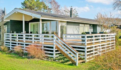 Two-Bedroom Holiday Home