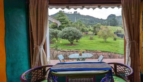Family Room with Garden View