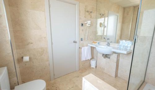 Double Room with Pool View