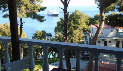 Double Room with Balcony and Sea View