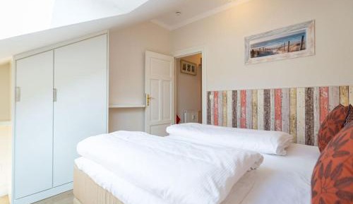Two-Bedroom Apartment with Balcony