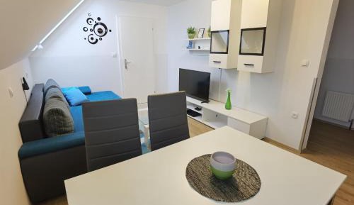 One Bedroom Apartment