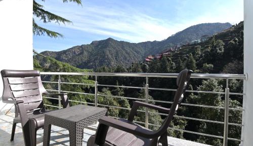 Family Room with Balcony - View of Valleys and Mountains