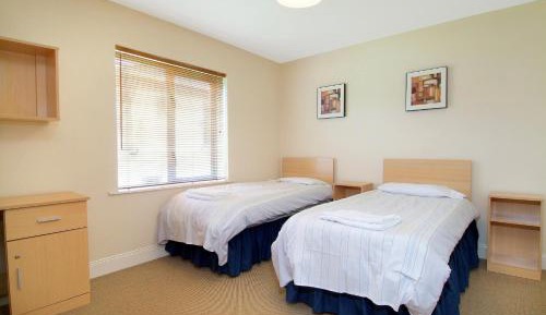 Two-Bedroom Apartment (Twin Bed)