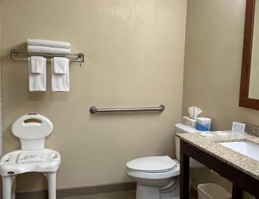 Queen Room - Disability Access/Non-Smoking