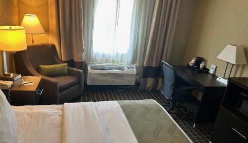 King Room - Non-Smoking