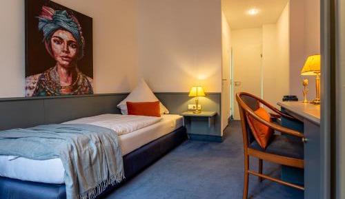 Small Single Room