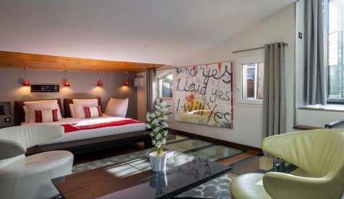 Penthouse Apartment
