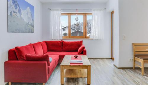 Superior One-Bedroom Apartment with Balcony