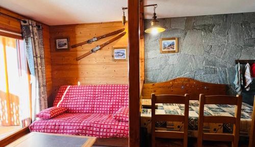 Apartment (6 Adults)
