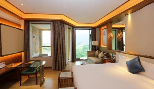 Twin Room with Mountain View