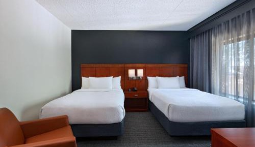 One-Bedroom Suite with Two Double Beds