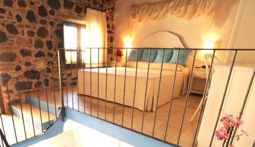 Suite - Split Level - Annex