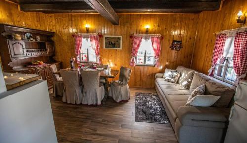 One-Bedroom Holiday Home