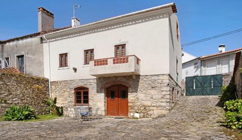 Villa with Garden View