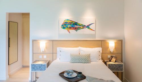 Queen Suite with Sea View