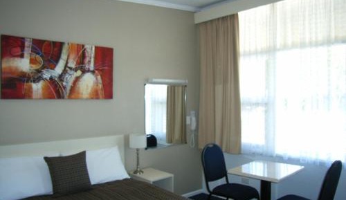 Standard Queen Room