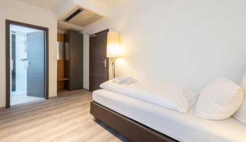 Single Room with Private Bathroom