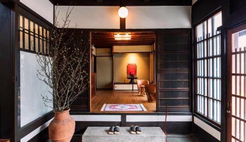 Townhouse with King Bed - No.1