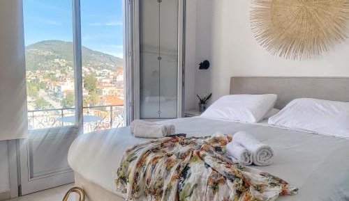 Double Room with Balcony and Sea View