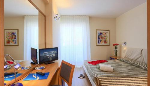 Classic Double Room with Balcony