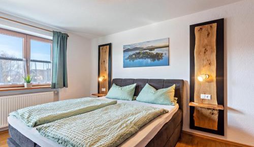 Superior One-Bedroom Apartment with Balcony