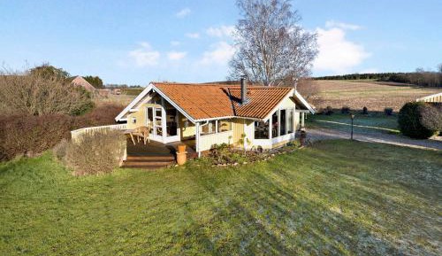 Three-Bedroom Holiday Home 