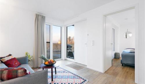 One-Bedroom Holiday Home