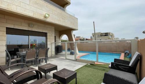 Apartment with Terrace