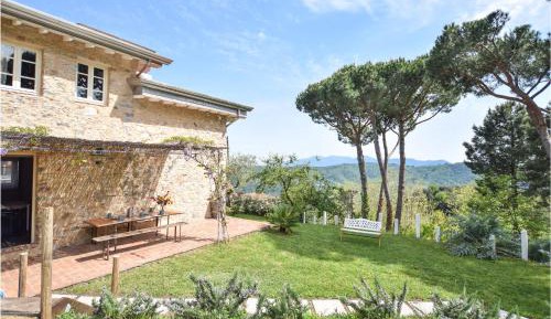 Three-Bedroom Holiday Home 