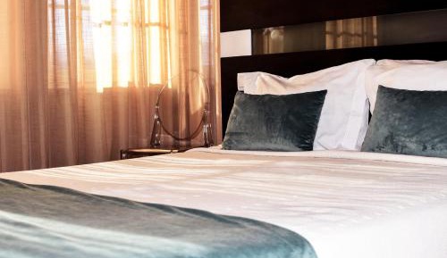 Suite with River View