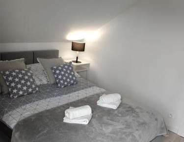 One-Bedroom Apartment with Balcony