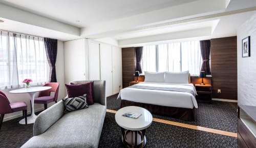 One-Bedroom Deluxe Apartment