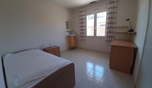 Villa (8 Adults)