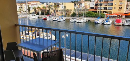 Double Room with Balcony and Sea View