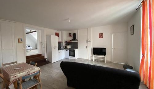 Apartment (4 Adults)
