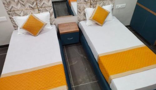 Room #838882604