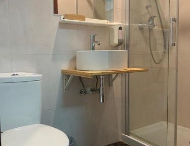 Twin Room with Private Bathroom