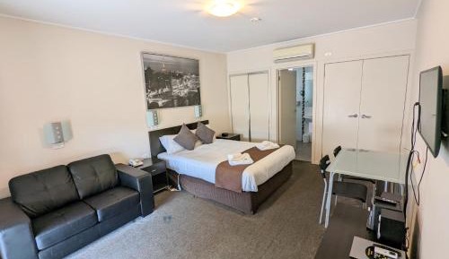 Queen Room