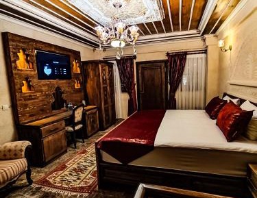 Suite with Private Pool