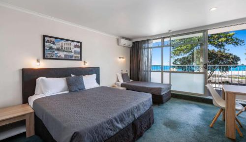 Seaview Twin Room